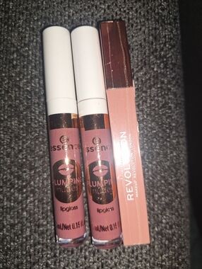 Revolution Lip Gloss Nude Pink Essence Plumping Gloss Trio